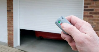 Купить автоматику для рулонных ворот Симферополь, цена от 2761 руб.